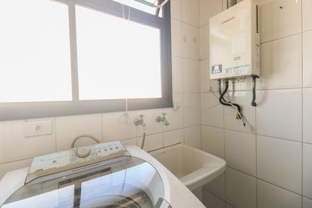 Apartamento para alugar com 67m², 2 quartos e 1 vagaÁrea de Serviço 