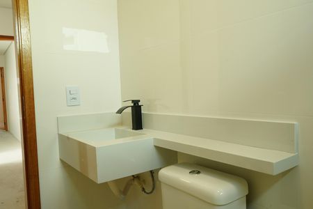 Banheiro da suíte  de casa à venda com 3 quartos, 100m² em Chácara Califórnia, São Paulo