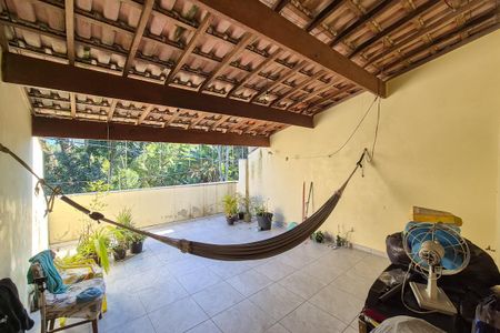 varanda  de casa à venda com 4 quartos, 125m² em Batistini, São Bernardo do Campo