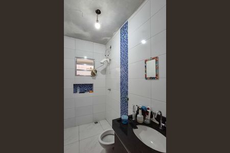 Casa à venda com 125m², 4 quartos e 2 vagas Casa à venda com 125m², 4 quartos e 2 vagasBanheiro Social 1