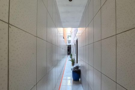 Casa à venda com 125m², 4 quartos e 2 vagas Casa à venda com 125m², 4 quartos e 2 vagasCorredor