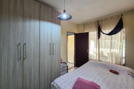 Casa à venda com 125m², 4 quartos e 2 vagas Casa à venda com 125m², 4 quartos e 2 vagasSuíte