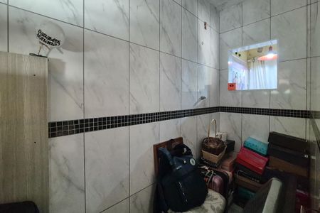 Casa à venda com 125m², 4 quartos e 2 vagas Casa à venda com 125m², 4 quartos e 2 vagasBanheiro da Suíte