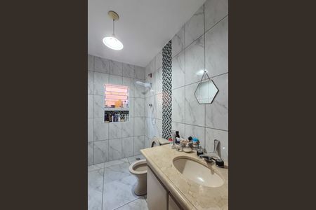 Casa à venda com 125m², 4 quartos e 2 vagas Casa à venda com 125m², 4 quartos e 2 vagasBanheiro Social 2