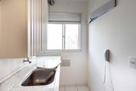 Apartamento para alugar com 37m², 2 quartos e sem vaga