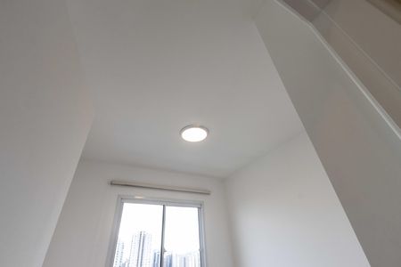 Apartamento para alugar com 37m², 2 quartos e sem vaga