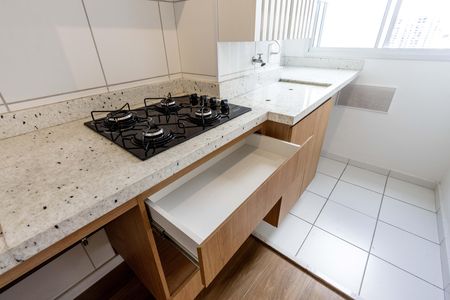 Apartamento para alugar com 37m², 2 quartos e sem vaga