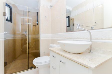 Banheiro de apartamento para alugar com 2 quartos, 64m² em Jardim Zaira, Guarulhos