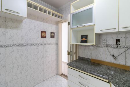 Cozinha de apartamento para alugar com 2 quartos, 64m² em Jardim Zaira, Guarulhos