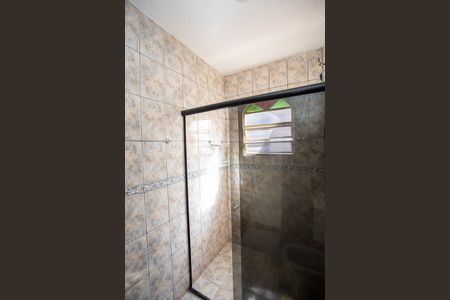 Banheiro Social de apartamento à venda com 3 quartos, 74m² em Santa Cruz Industrial, Contagem