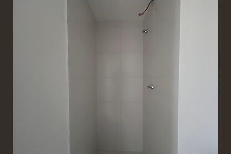 Banheiro social  de apartamento para alugar com 2 quartos, 35m² em Campo Grande, São Paulo