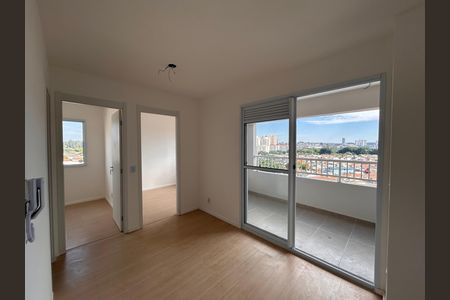 Sala e cozinha  de apartamento para alugar com 2 quartos, 35m² em Campo Grande, São Paulo