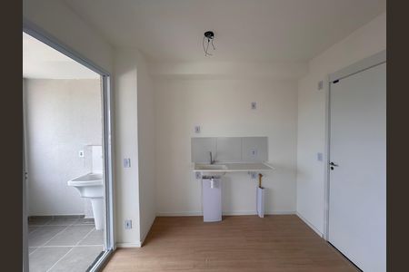 Apartamento para alugar com 35m², 2 quartos e sem vaga Apartamento para alugar com 35m², 2 quartos e sem vagaSala e cozinha