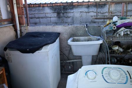 Casa para alugar com 150m², 4 quartos e 1 vagaÁrea de Serviço