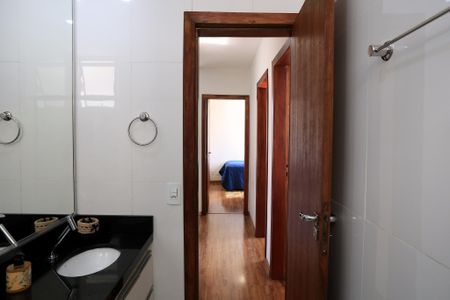 Apartamento à venda com 87m², 3 quartos e 1 vaga Apartamento à venda com 87m², 3 quartos e 1 vagaBanheiro