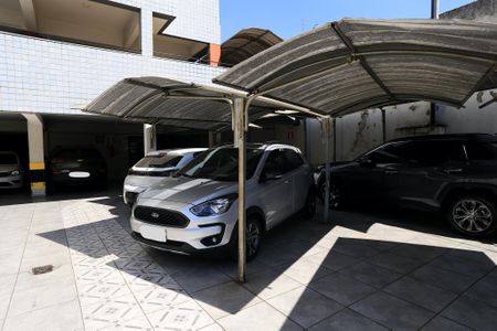 Garagem de apartamento à venda com 3 quartos, 87m² em Santa Efigênia, Belo Horizonte