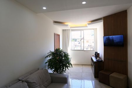 Sala de apartamento à venda com 3 quartos, 87m² em Santa Efigênia, Belo Horizonte