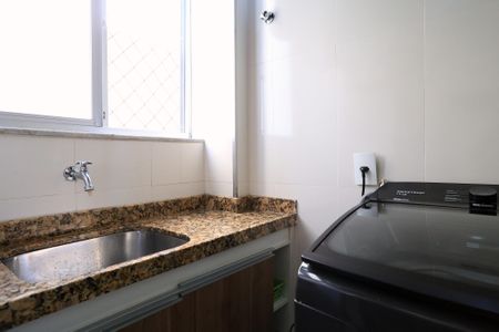 Apartamento à venda com 87m², 3 quartos e 1 vaga Apartamento à venda com 87m², 3 quartos e 1 vagaCozinha e Área de Serviço
