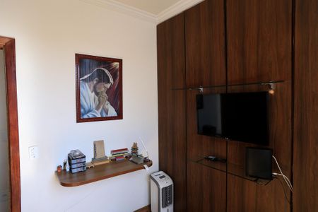 Apartamento à venda com 87m², 3 quartos e 1 vaga Apartamento à venda com 87m², 3 quartos e 1 vagaQuarto 2