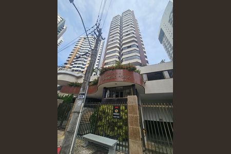 Apartamento para alugar com 100m², 2 quartos e 1 vaga Apartamento para alugar com 100m², 2 quartos e 1 vagaFachada e portaria