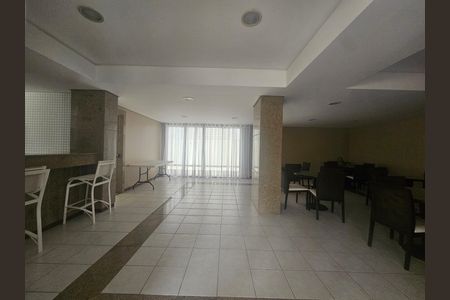 Apartamento para alugar com 100m², 2 quartos e 1 vaga Apartamento para alugar com 100m², 2 quartos e 1 vagaÁrea comum - Salão de festas