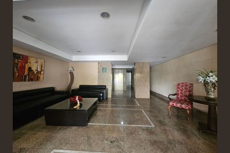 Apartamento para alugar com 100m², 2 quartos e 1 vaga Apartamento para alugar com 100m², 2 quartos e 1 vagaHall de entrada