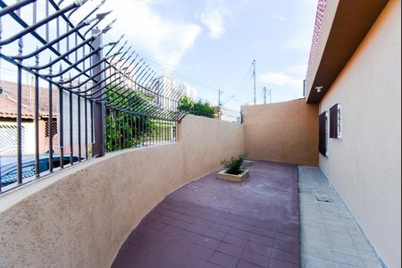 Casa para alugar com 169m², 2 quartos e 1 vagaQuintal 