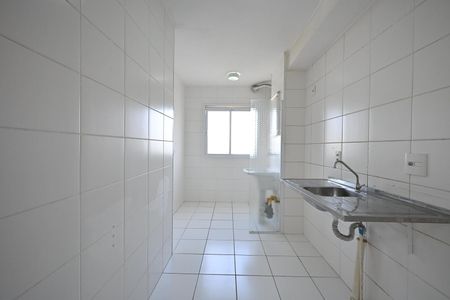 Cozinha de apartamento à venda com 2 quartos, 60m² em Jardim Bom Tempo, Taboão da Serra