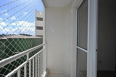 Varanda de apartamento à venda com 2 quartos, 60m² em Jardim Bom Tempo, Taboão da Serra