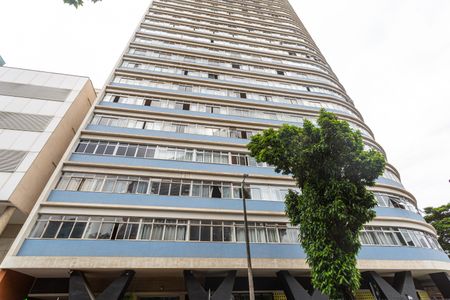 Fachada de apartamento para alugar com 1 quarto, 50m² em Funcionários, Belo Horizonte