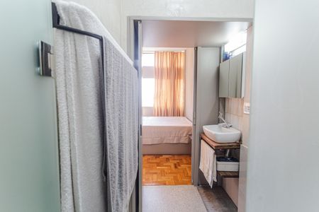 Apartamento para alugar com 59m², 1 quarto e sem vaga Apartamento para alugar com 59m², 1 quarto e sem vagaBanheiro da Suíte