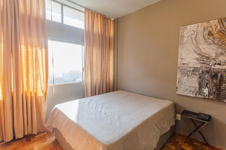 Suíte de apartamento para alugar com 1 quarto, 50m² em Funcionários, Belo Horizonte