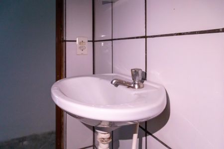 Apartamento para alugar com 55m², 2 quartos e sem vagaBanheiro