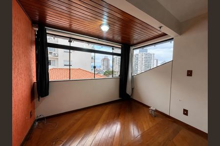Casa para alugar com 236m², 4 quartos e 2 vagas