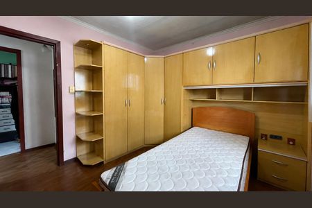 Casa para alugar com 236m², 4 quartos e 2 vagas