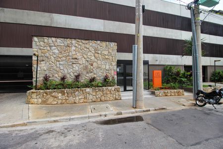 Apartamento para alugar com 71m², 2 quartos e 2 vagas