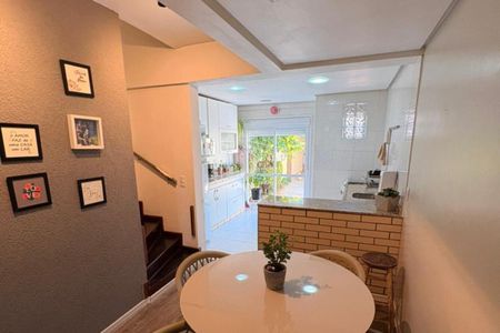 Sala de casa à venda com 3 quartos, 120m² em Jardim Itu, Porto Alegre