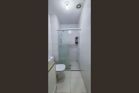 Banheiro de apartamento para alugar com 1 quarto, 39m² em Umuarama, Osasco