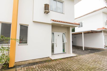 Casa de condomínio para alugar com 69m², 2 quartos e 1 vaga Casa de condomínio para alugar com 69m², 2 quartos e 1 vagaÁrea externa
