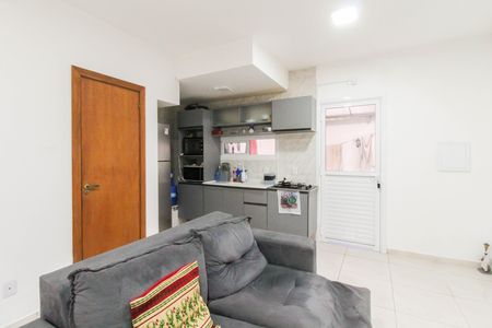 Casa de condomínio para alugar com 69m², 2 quartos e 1 vaga Casa de condomínio para alugar com 69m², 2 quartos e 1 vagaSala/Cozinha