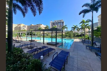 Apartamento para alugar com 88m², 3 quartos e 1 vaga Apartamento para alugar com 88m², 3 quartos e 1 vagaÁrea comum - Piscina