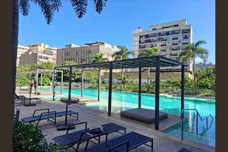 Apartamento para alugar com 88m², 3 quartos e 1 vaga Apartamento para alugar com 88m², 3 quartos e 1 vagaÁrea comum- piscina
