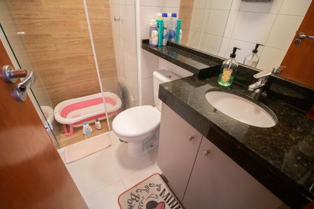 Casa de condomínio para alugar com 54m², 2 quartos e 1 vagaBanheiro social