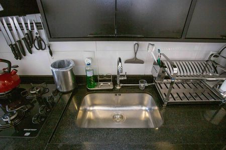Cozinha de apartamento à venda com 2 quartos, 43m² em Canhema, Diadema