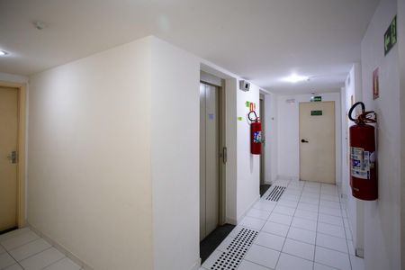 Apartamento à venda com 43m², 2 quartos e 1 vagaHall de entrada