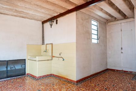 Casa à venda com 138m², 2 quartos e 1 vagaÁrea comum