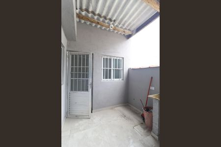 Casa para alugar com 50m², 1 quarto e sem vaga