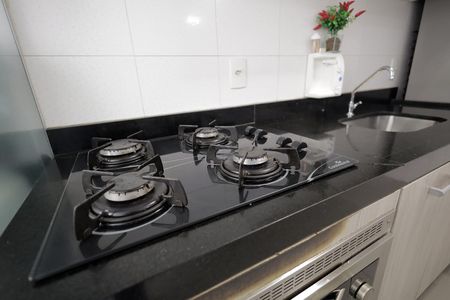 Cozinha de apartamento à venda com 2 quartos, 49m² em Vila Homero Thon, Santo André