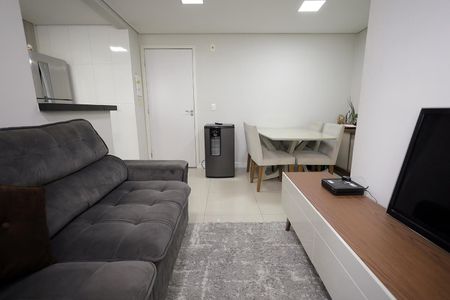 Sala de apartamento à venda com 2 quartos, 49m² em Vila Homero Thon, Santo André