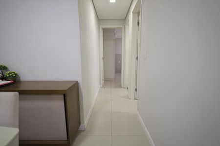 Corredor de apartamento à venda com 2 quartos, 49m² em Vila Homero Thon, Santo André